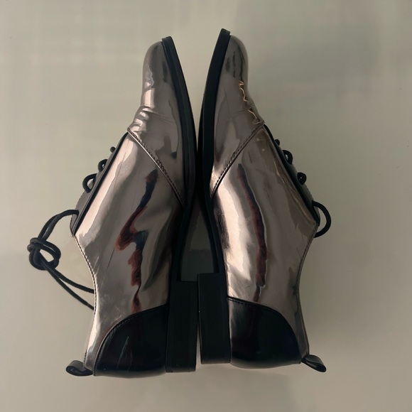 Nine West Oxford Metallic Shoes - Picture 4 of 8
